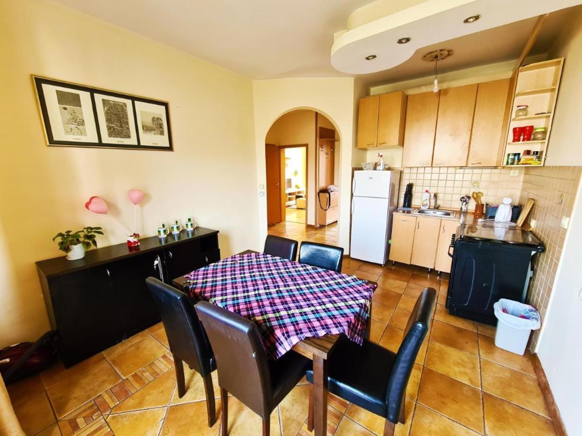 Apartment Skopje Square Eksteriør billede